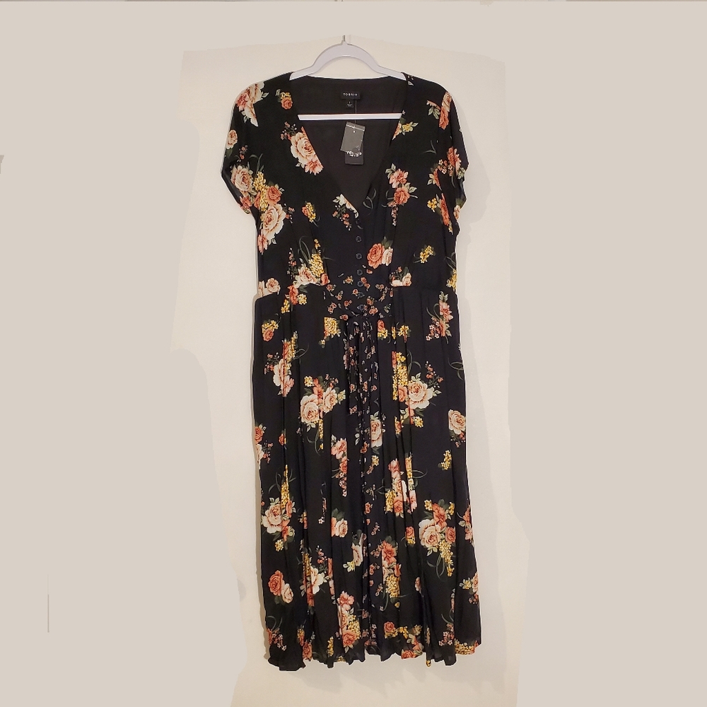 NWT Torrid Dress
